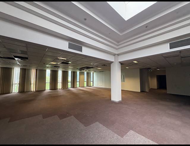 902M² OFFICE TO LET IN CAPE TOWN CITY CENTRE